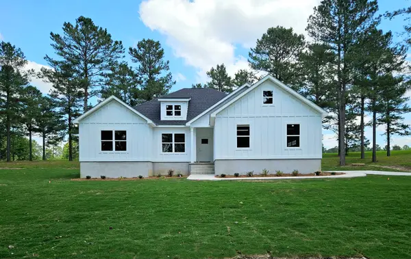 270 Woodridge Lane, Cairo, GA 39827