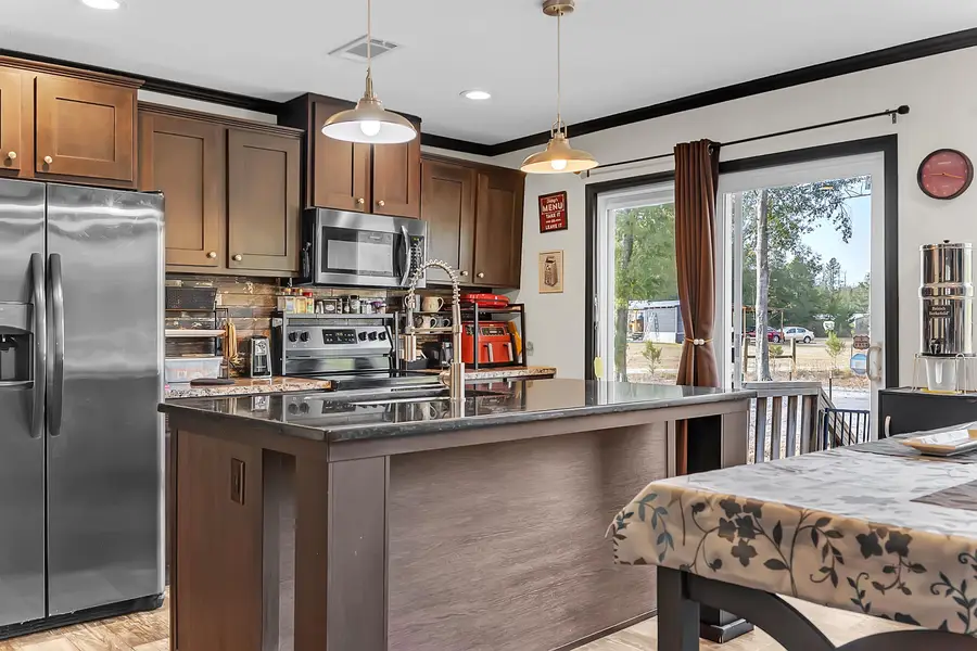 616 NE Hillside Terrace Street, Lee, FL 32059 - Image #3