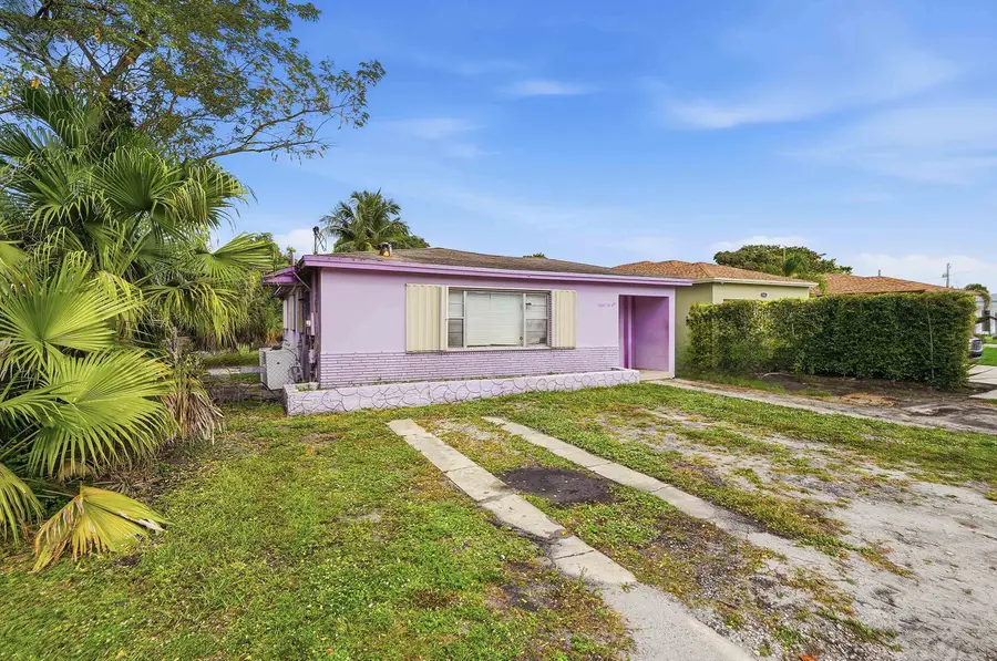 2043 NW 8th Street, Pompano Beach, FL 33069 - Image #3