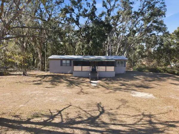 933 NE Fir Street, Pinetta, FL 32350