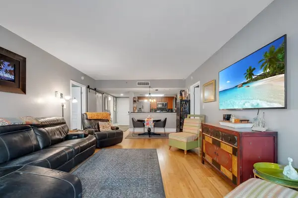 300 S Duval Street #508, Tallahassee, FL 32301