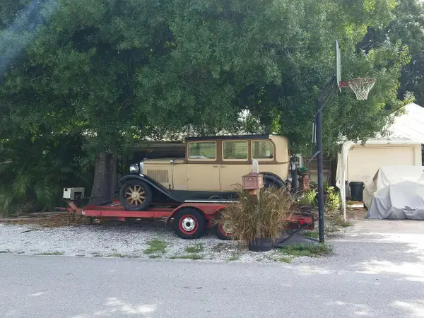 3439 Belmont Boulevard, Other Florida, FL 34232