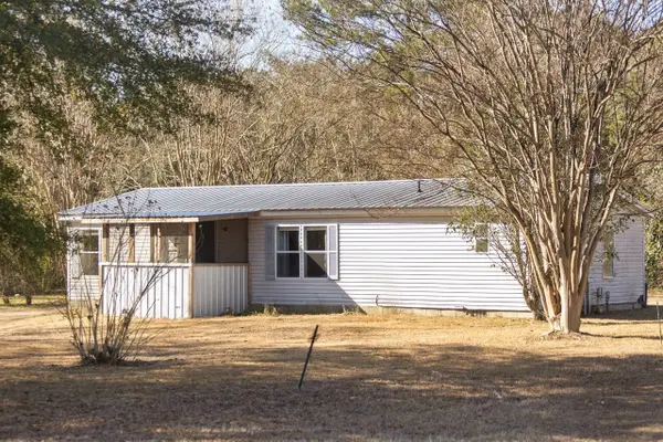 290 Parkway Pines Ct., Monticello, FL 32344