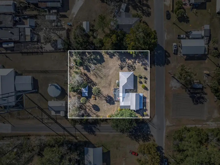 67 Yellow Jacket Avenue, Sopchoppy, FL 32358 - #3