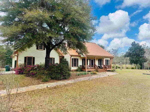 1664 Smith Creek Road, Sopchoppy, FL 32358