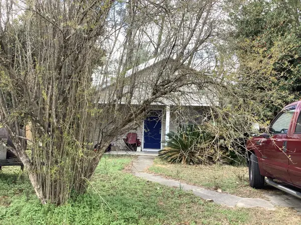 56 Chickat Trail, Crawfordville, FL 32327