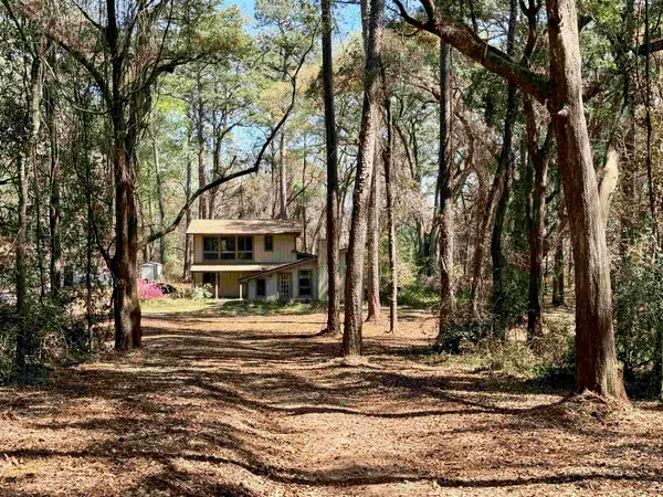 241 Old Dirt Road, Tallahassee, FL 32317