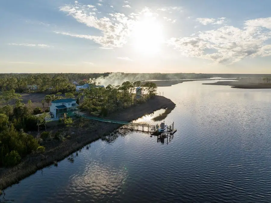 588 River Road, Carrabelle, FL 32322 - #2