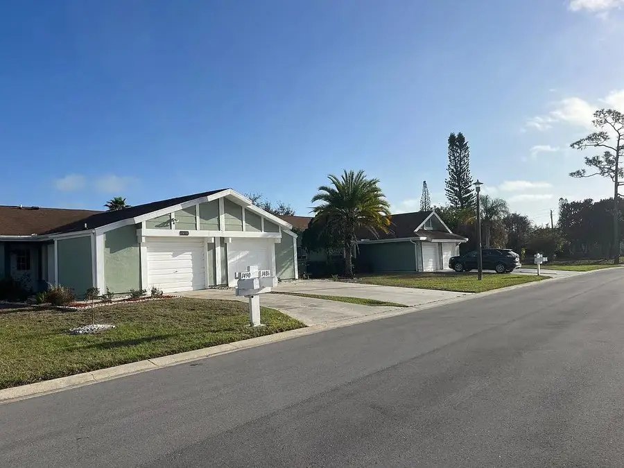 1486 SE Larkwood Circle, Port Saint Lucie, FL 34952 - #3