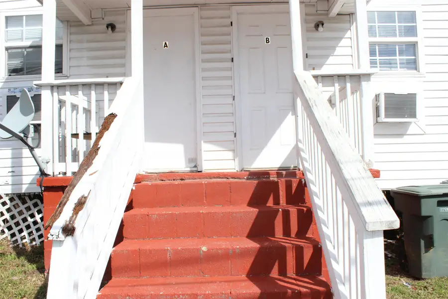 824 Golden Street #A & B, Tallahassee, FL 32304 - #2