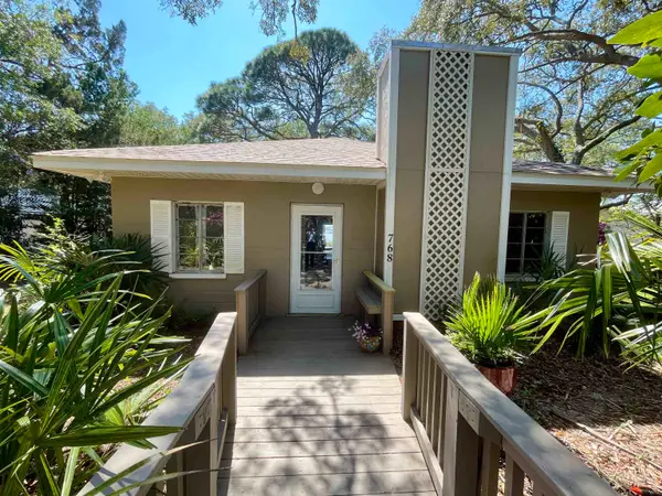 768 Alligator Drive, Alligator Point, FL 32346