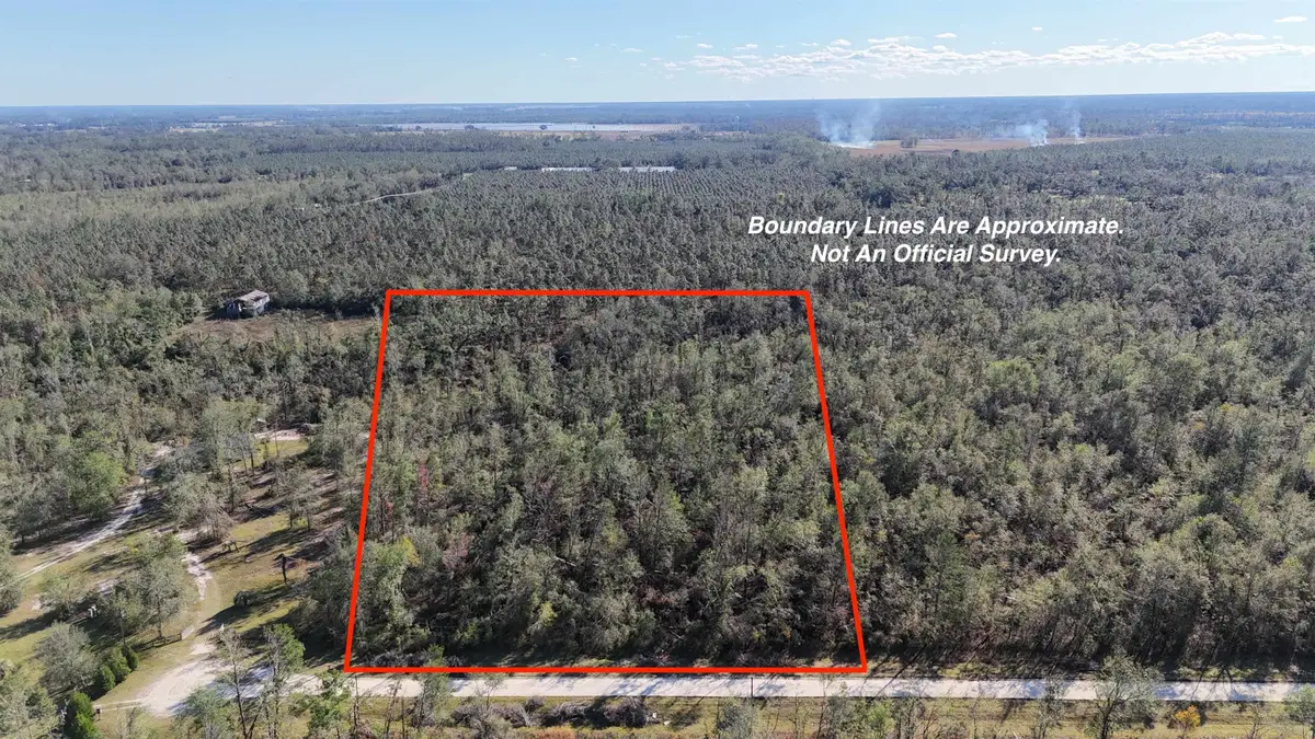 Vacant SE Blackhawk Drive, Lee, FL 32059 - #1