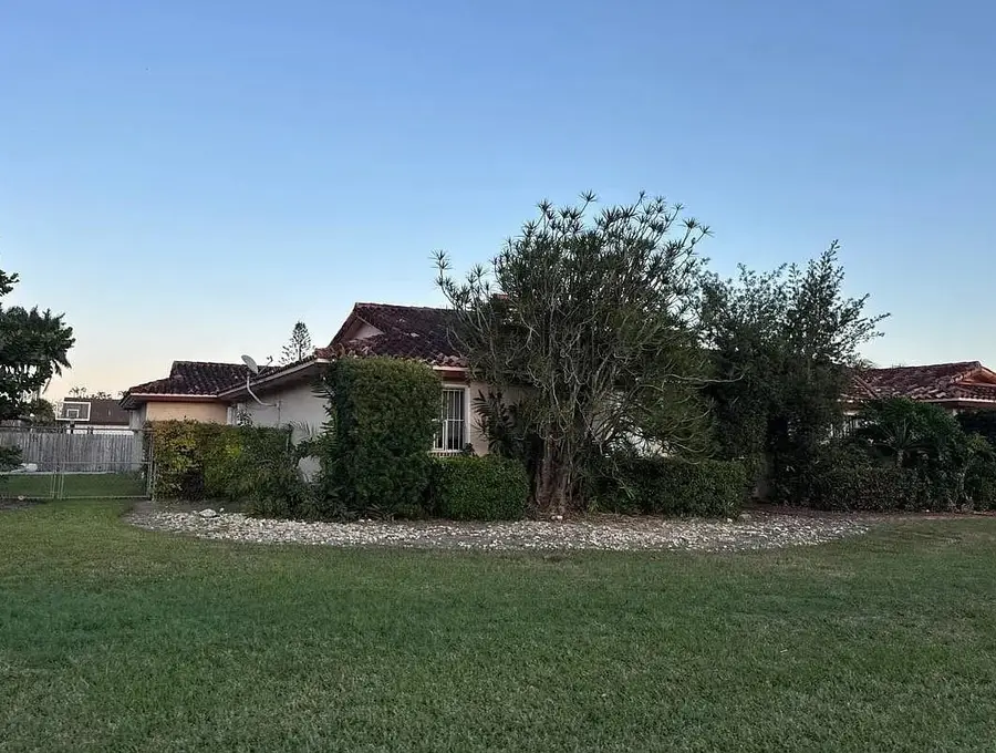 18601 SW 128th Avenue, Miami, FL 33177 - #3