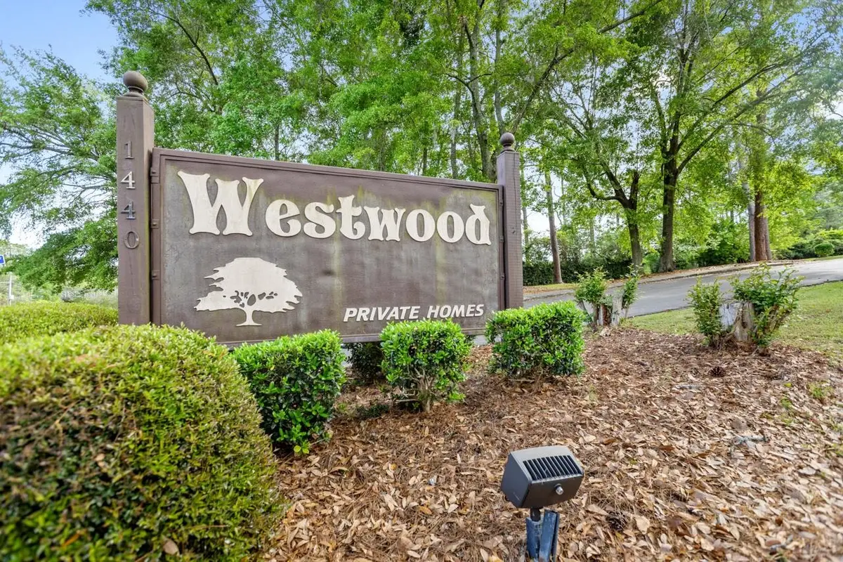 208 Westwood, Tallahassee, FL 32304 - #1