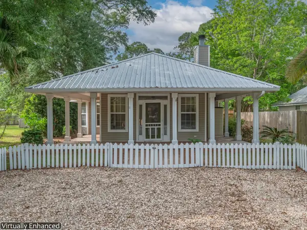 258 Prado Street, Apalachicola, FL 32320