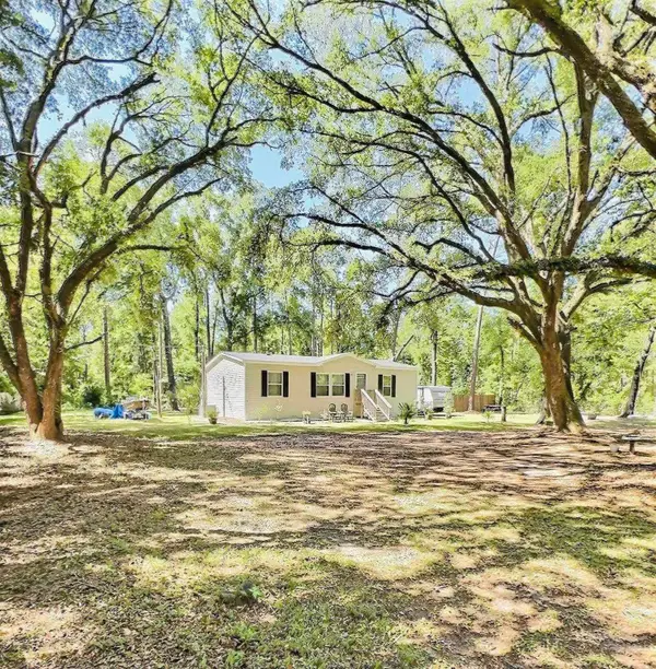 1001 Backforest Lane, Tallahassee, FL 32305
