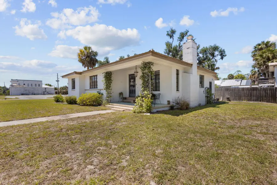 304 E Main Street, Perry, FL 32347 - #2