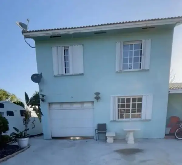22315 SW 115th Avenue, Miami, FL 33170