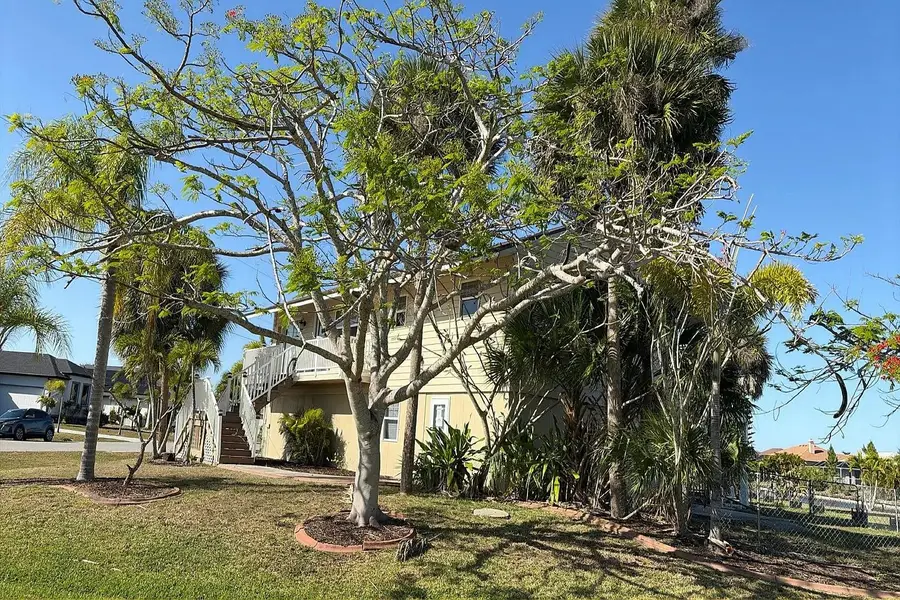 9494 Rosebud Circle, Grove City Rotonda, FL 33981 - #2