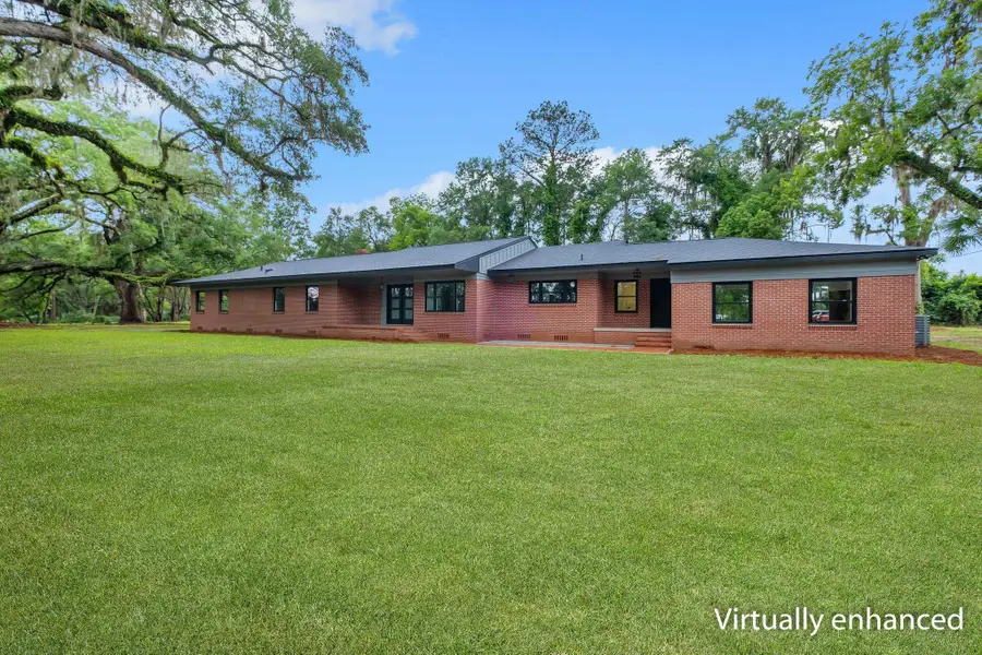 1441 E Jefferson Street, Quincy, FL 32351 - #3