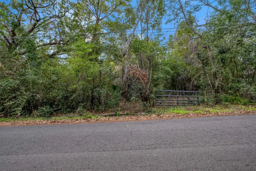 1526 Live Oak Drive, Tallahassee, FL 32301 - #2