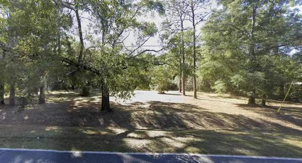 1395 Rainbow Road, Tallahassee, FL 32305