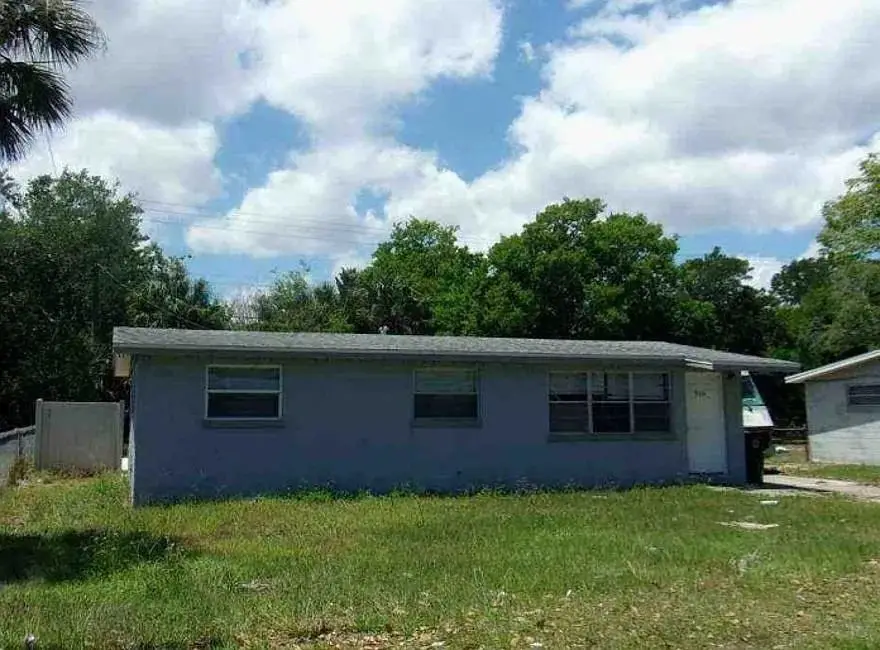 916 Derbyshire Road, Daytona Beach, FL 32117 - #1