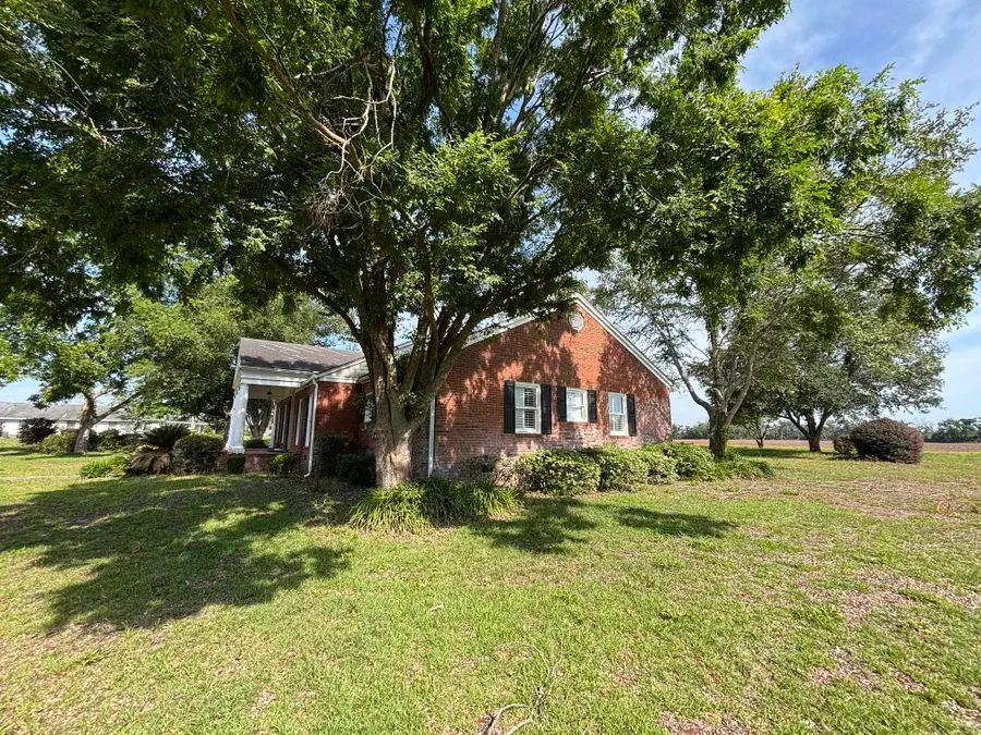 855 NE Delphinium Drive, Lee, FL 32340 - #2