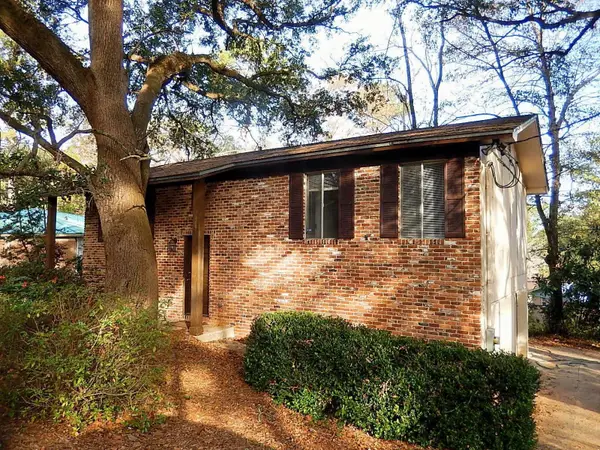 1802 Salmon Drive, Tallahassee, FL 32303