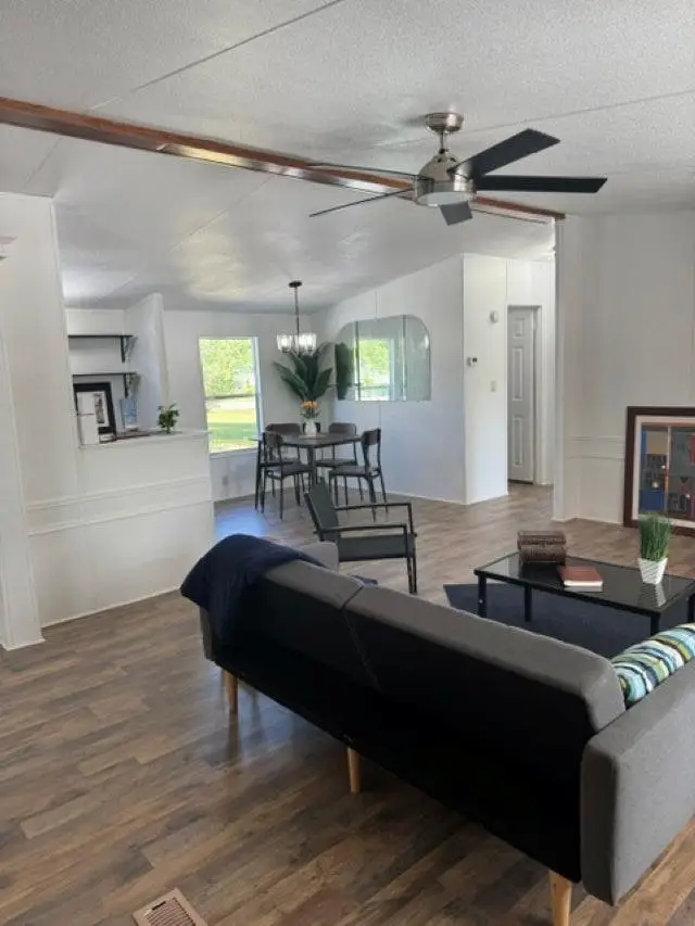 2128 Shadow Bay Drive, Grand Ridge, FL 32442 - #3