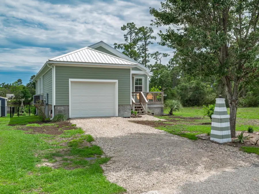 272 Lake Mckissack Lane, Carrabelle, FL 32322 - #2