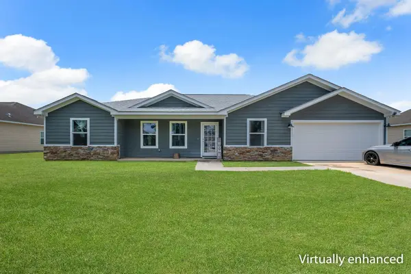 94 Deloris Madison Drive, Midway, FL 32343