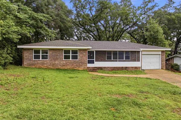 916 Maplewood Avenue, Tallahassee, FL 32303