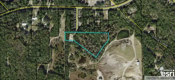 28 Allen Street, Sopchoppy, FL 32358