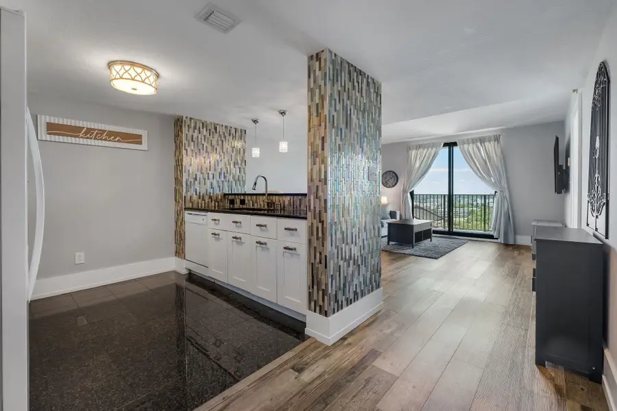 300 S Duval Street #809, Tallahassee, FL 32301 - #2