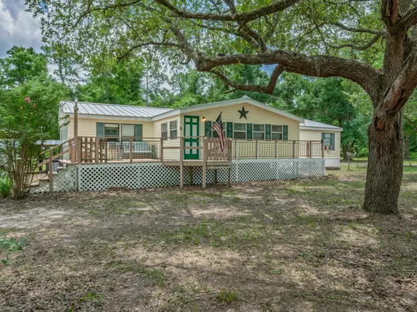8711 Freedom Road, Tallahassee, FL 32305