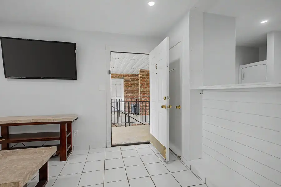 2203 W Pensacola Street #J6, Tallahassee, FL 32304 - #3