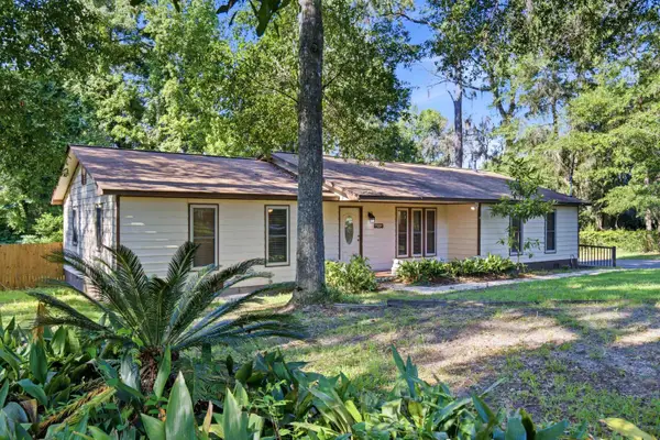 303 Sweetbriar Drive, Tallahassee, FL 32312