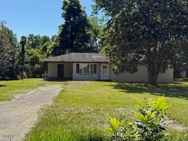 27 Mead Street, Greensboro, FL 32330