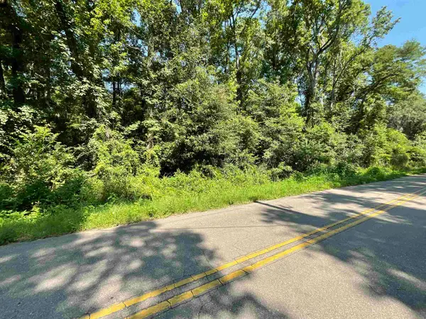 Hugh Road, Tallahassee, FL 32309