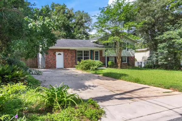 2003 Scenic Road, Tallahassee, FL 32303