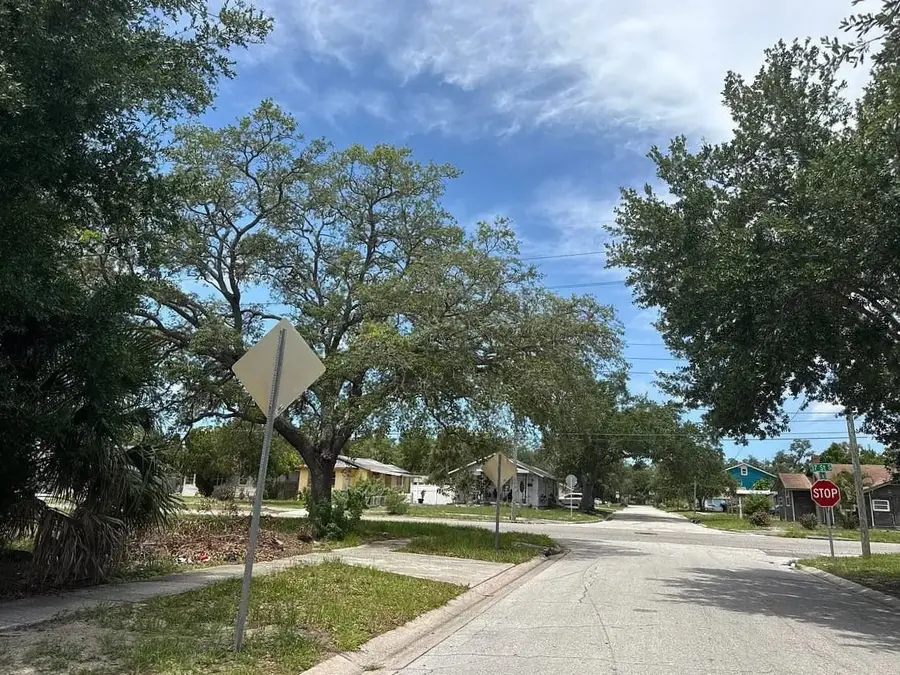 3634 S 17th Avenue, Saint Petersburg, FL 33711 - #3