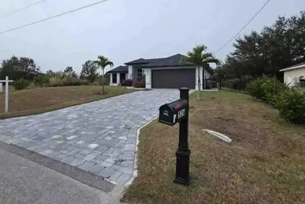 526 S Wabasso Avenue, Other Florida, FL 33974