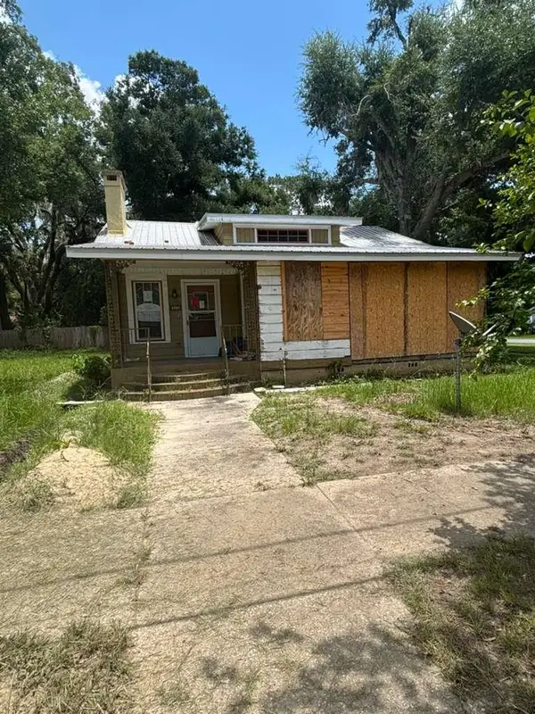 804 N Calhoun St, Perry, FL 32347