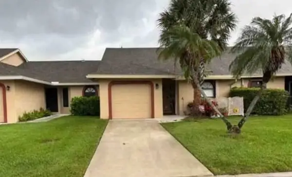 9735 NW 76th Street, Other Florida, FL 33321
