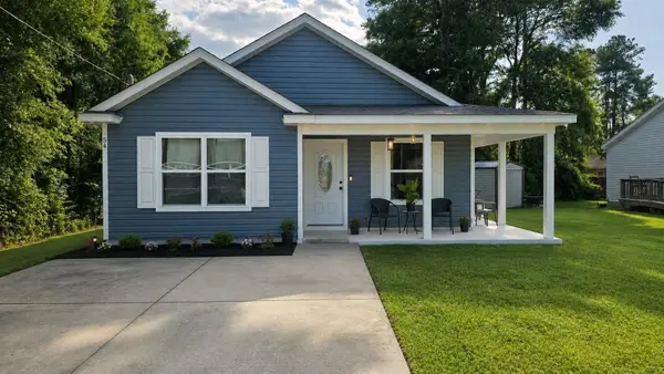 54 Shar Mel Re Lane, Crawfordville, FL 32327