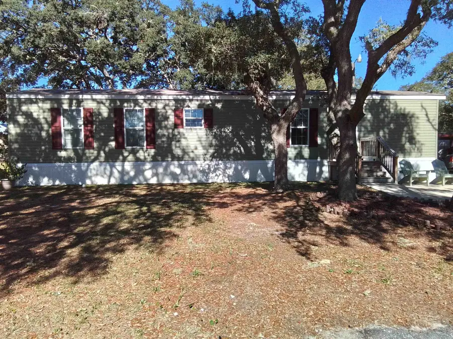 135 Carolina Street, Carrabelle, FL 32322 - #3