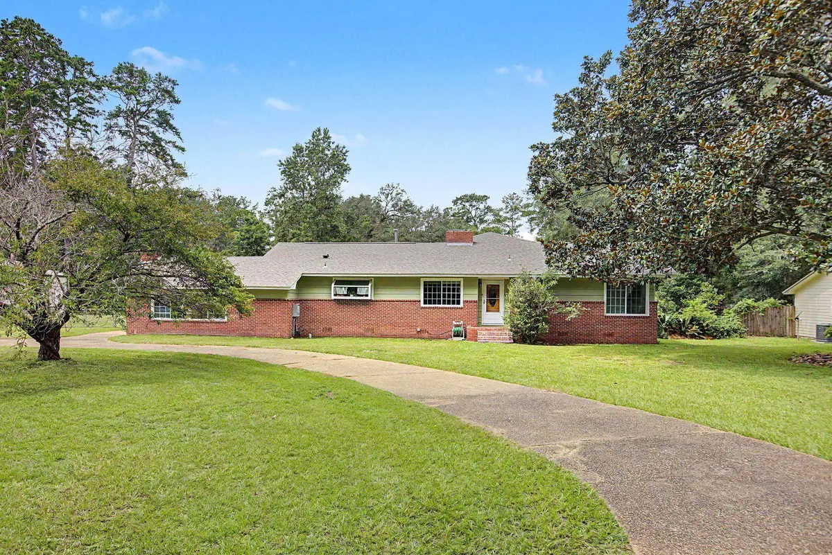 2207 Woodbine Drive, Tallahassee, FL 32309 - #1