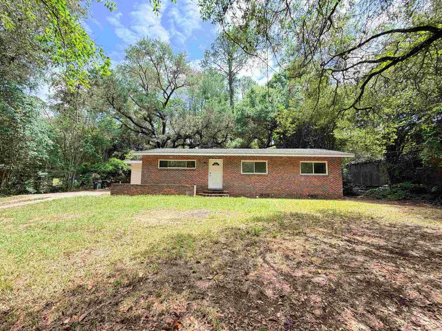2202 Mission Road, Tallahassee, FL 32304 - #2