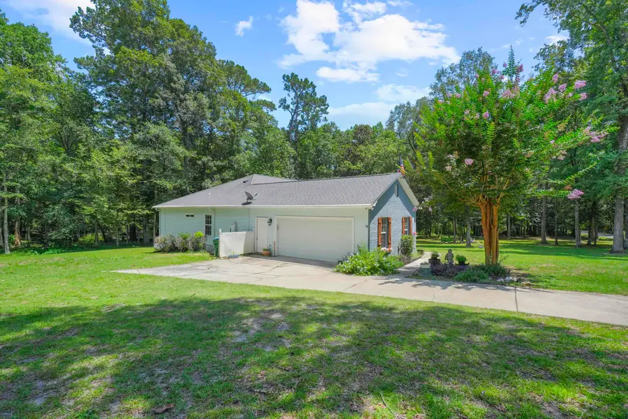 1520 Beaver Creek Drive, Havana, FL 32333 - #3